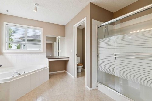 36 Valley Stream Close Nw, Calgary, AB 