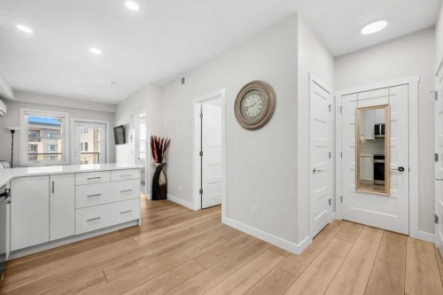 308-125 Wolf Hollow Crescent Se, Calgary, AB 