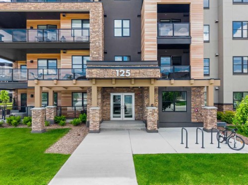 308-125 Wolf Hollow Crescent Se, Calgary, AB 