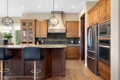 2 Heaver Gate, Heritage Pointe, AB 