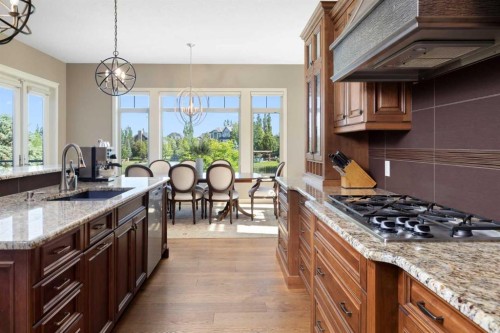 2 Heaver Gate, Heritage Pointe, AB 