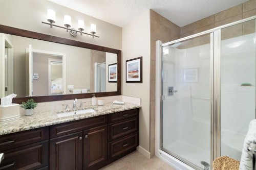 2 Heaver Gate, Heritage Pointe, AB 