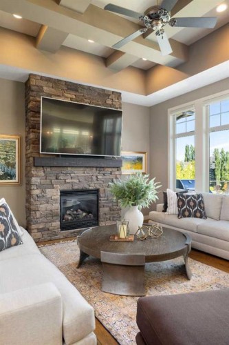 2 Heaver Gate, Heritage Pointe, AB 