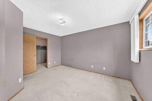 34 Shawinigan Lane Sw, Calgary, AB 