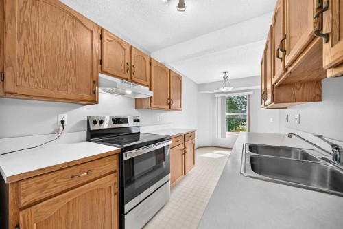 34 Shawinigan Lane Sw, Calgary, AB 