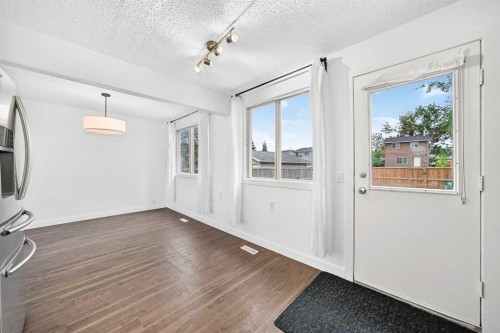 60 Erin Mount Crescent Se, Calgary, AB 