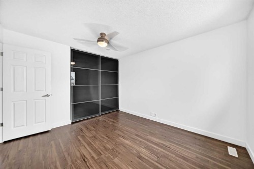 60 Erin Mount Crescent Se, Calgary, AB 