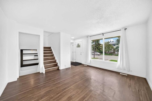 60 Erin Mount Crescent Se, Calgary, AB 