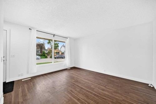 60 Erin Mount Crescent Se, Calgary, AB 