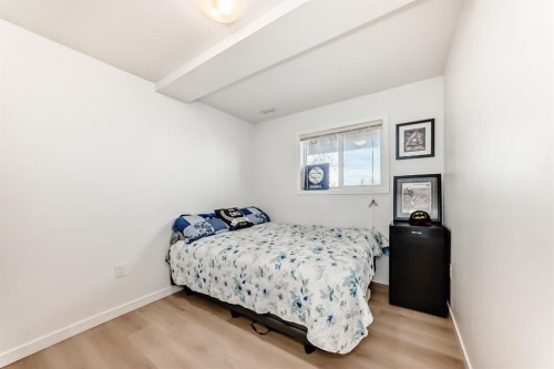 602-800 Yankee Valley Boulevard Se, Airdrie, AB - Indoor Photo Showing Bedroom