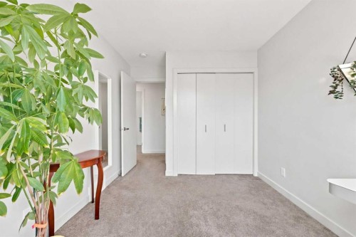 105 Bow Grove Nw, Calgary, AB 