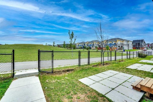 106-116 Saddlestone Heath Ne, Calgary, AB - Outdoor
