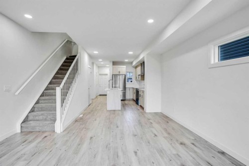 106-116 Saddlestone Heath Ne, Calgary, AB - Indoor Photo Showing Other Room