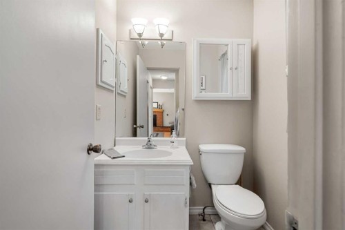 1102 Lake Christina Way Se, Calgary, AB 