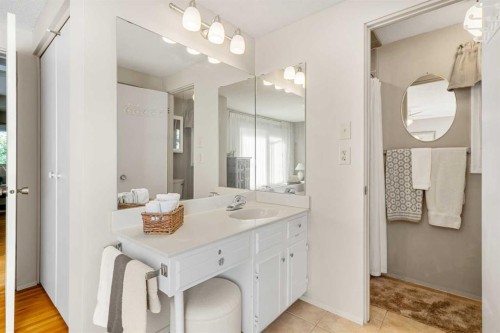 1102 Lake Christina Way Se, Calgary, AB 