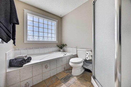 2339 Morris Crescent Se, Airdrie, AB 