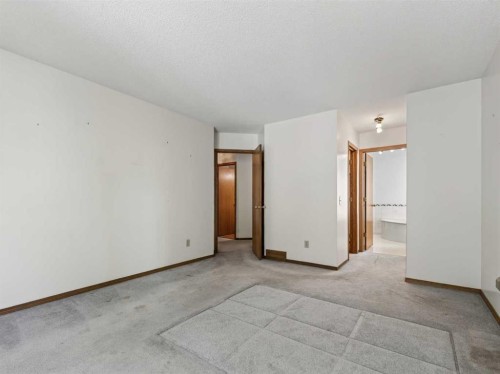 92 Scandia Hill Nw, Calgary, AB 