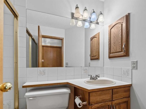 92 Scandia Hill Nw, Calgary, AB 