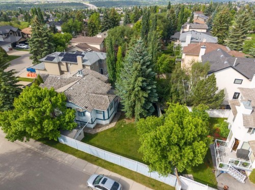 92 Scandia Hill Nw, Calgary, AB 