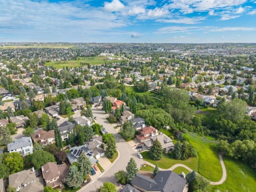 92 Scandia Hill Nw, Calgary, AB 