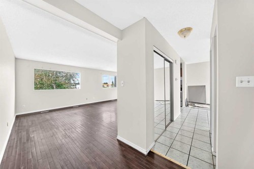 10316 Braeside Drive Sw, Calgary, AB 