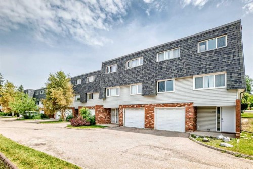 10316 Braeside Drive Sw, Calgary, AB 