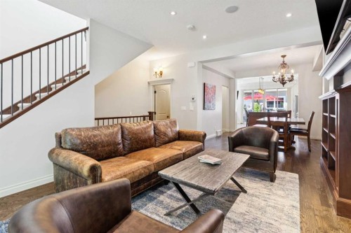 1723 31 Street Sw, Calgary, AB 