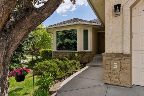 5 Sienna Hills Court Sw, Calgary, AB 