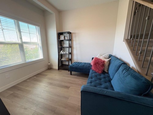 250 Alpine Avenue Sw, Calgary, AB - Indoor