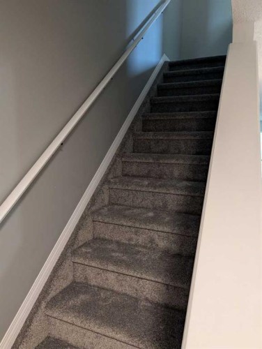 242 Taracove Place Ne, Calgary, AB 