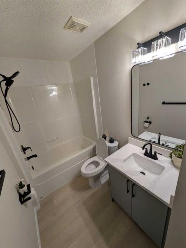 242 Taracove Place Ne, Calgary, AB 