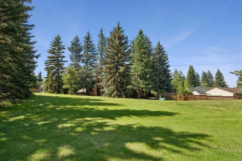 7 Brookpark Bay Sw, Calgary, AB 