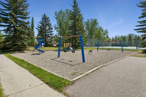 7 Brookpark Bay Sw, Calgary, AB 
