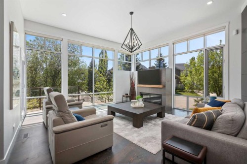 361 Discovery Ridge Way Sw, Calgary, AB 