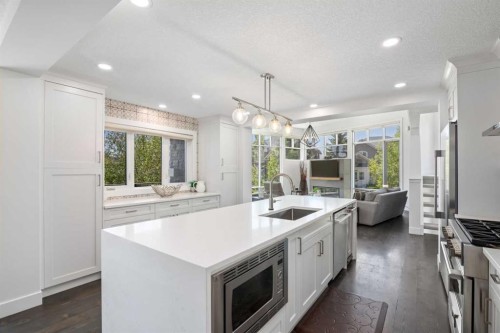 361 Discovery Ridge Way Sw, Calgary, AB 