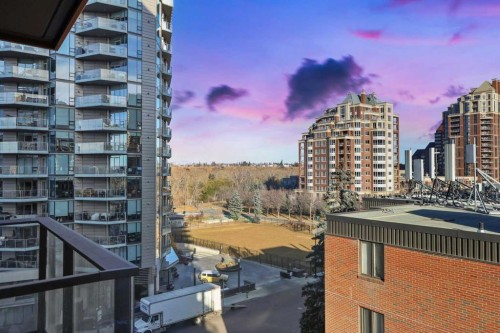 604-730 2 Avenue SW Calgary, AB T2P 1R8