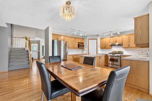 72 Douglas Park Boulevard Se, Calgary, AB 