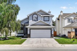 72 Douglas Park Boulevard SE Calgary, AB T2Z 2K9