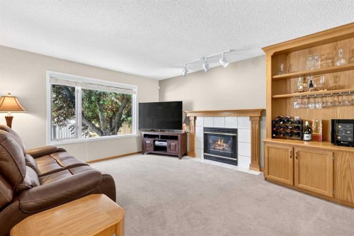 72 Douglas Park Boulevard Se, Calgary, AB 