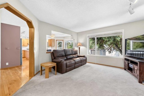 72 Douglas Park Boulevard Se, Calgary, AB 