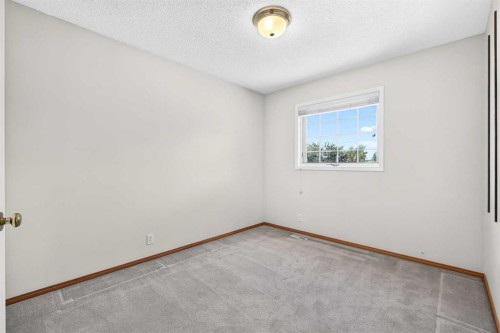 72 Douglas Park Boulevard Se, Calgary, AB 