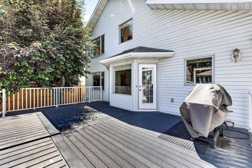 72 Douglas Park Boulevard Se, Calgary, AB 