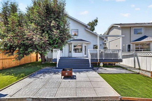 72 Douglas Park Boulevard Se, Calgary, AB 