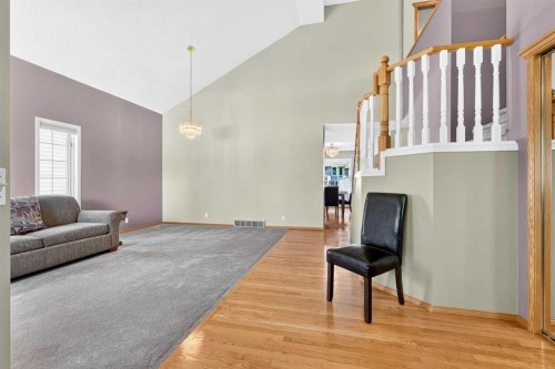 72 Douglas Park Boulevard Se, Calgary, AB 