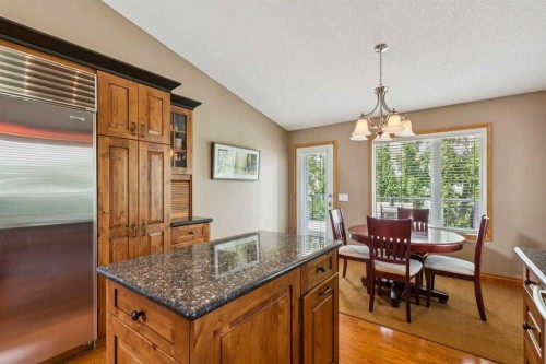 137 Arbour Ridge Circle Nw, Calgary, AB 