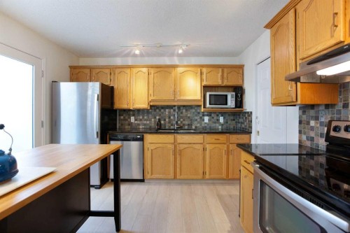 1-2128 35 Avenue Sw, Calgary, AB 