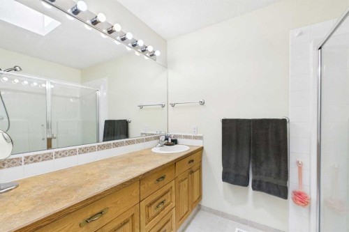 535 Cimarron Point, Okotoks, AB 