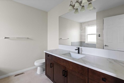 137 Windridge Road Sw, Airdrie, AB 
