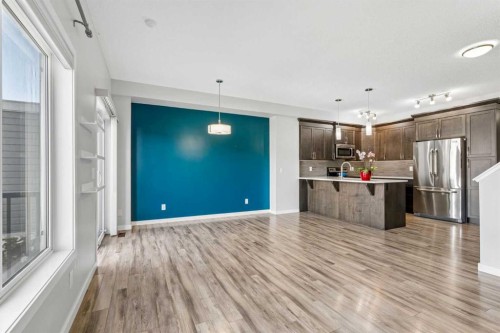 549 Hillcrest Road Sw, Airdrie, AB - Indoor Photo Showing Kitchen With Stainless Steel Kitchen