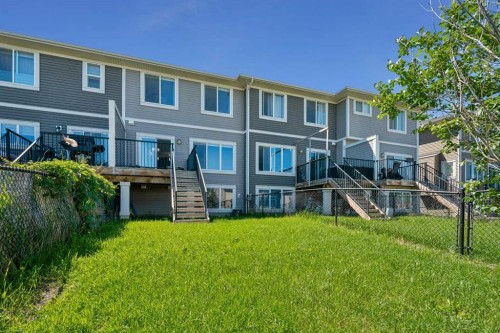 549 Hillcrest Road Sw, Airdrie, AB - Outdoor
